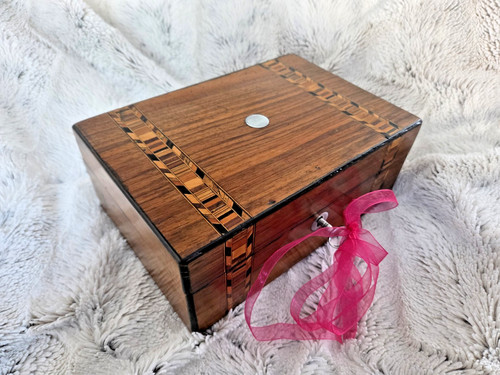 Antique tunbridge ware walnut - tunbridge,