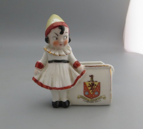 Crested ware foreign - crested,
