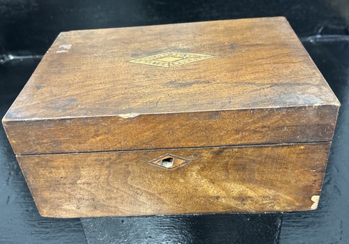 Beautiful antique walnut - beautiful,