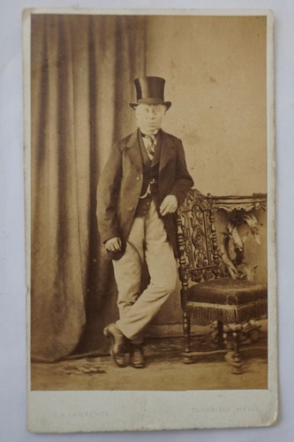 Cdv victorian man leaning - victorian,
